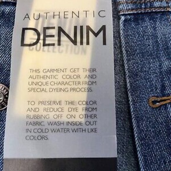 Love Tree Size M Distressed Cropped Blue Jean Jacket NWT - Picture 3 of 6